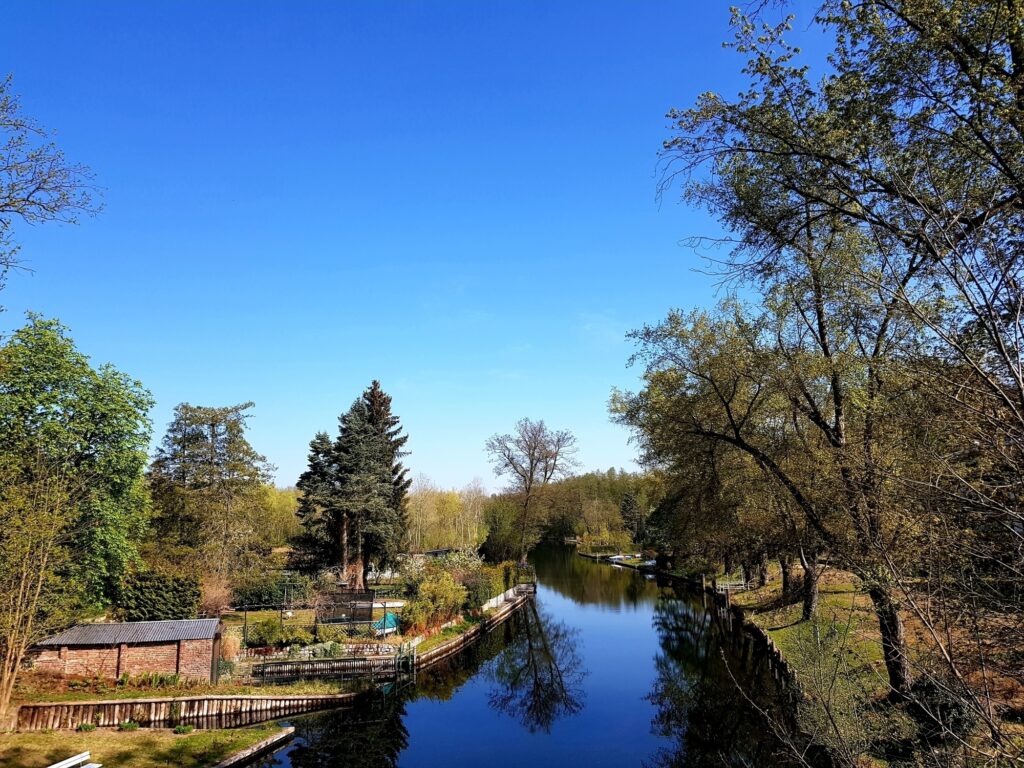 Am 66-Seen-Wanderweg in Erkner