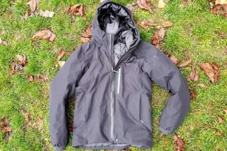 Vorderseite der Arcteryx Alpha IS Jacke