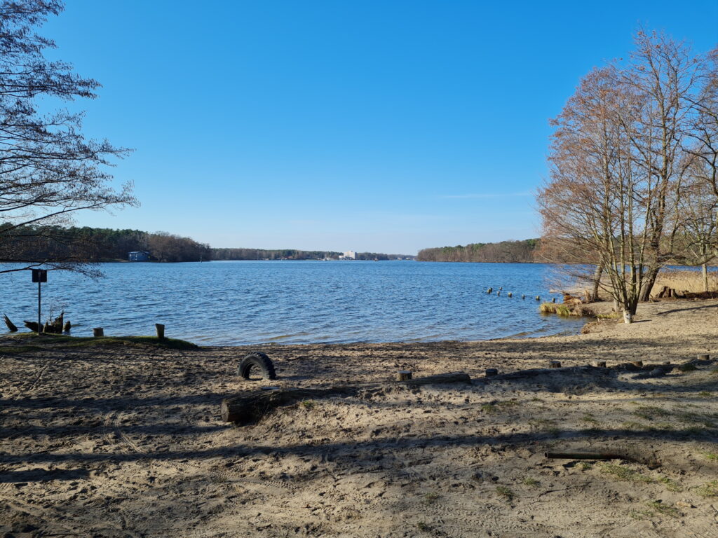 Berliner Dahme Wanderung: Badestrand am Langen See