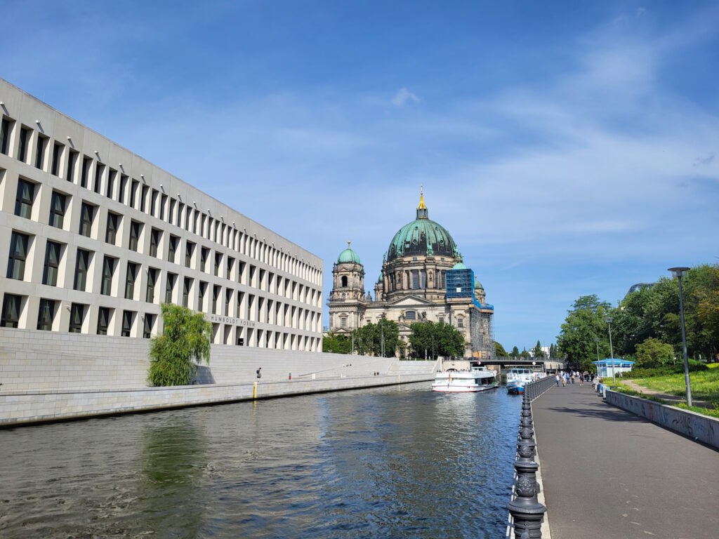 Berliner-Spree-Wanderung: Humboldtforum und Dom