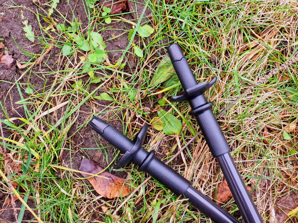 Wanderfreundliche Gummispitzen der Black Diamond Distance Carbon Z Trekking Poles