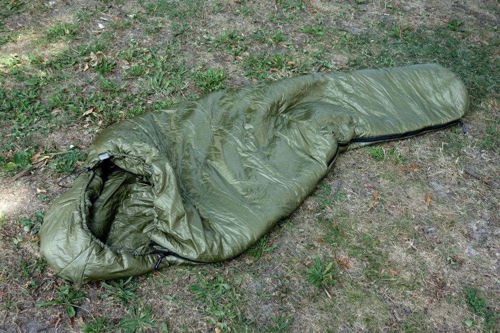 Cumulus Intense Schlafsack mit durchgehendem Reißverschluss an einer Seite im Test