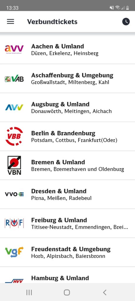 Mit dem DB Navigator lassen sich auch Verbundtickets für den öffentlichen Nahverkehr kaufen