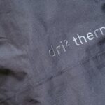 Die Membran Dri von Norrona macht Regenkleidung extrem wasserdicht und atmungsaktiv