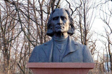 Büste von Franz Liszt