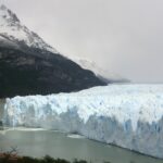 Frische Gletschermilch des Perito-Moreno-Gletschers in Argentinien