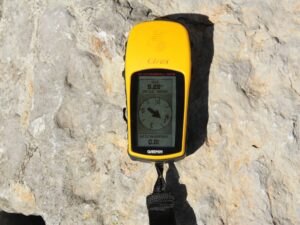 Älteres Modell eines GPS-Geräts zum Bergsteigen