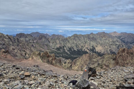 GR 20 Nordteil: Blick zurück über den Cirque de Trimbolaccio