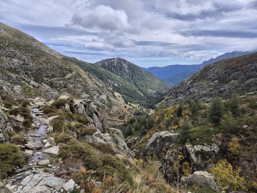 GR 20 Nordteil: Abstieg Manganello-Tal