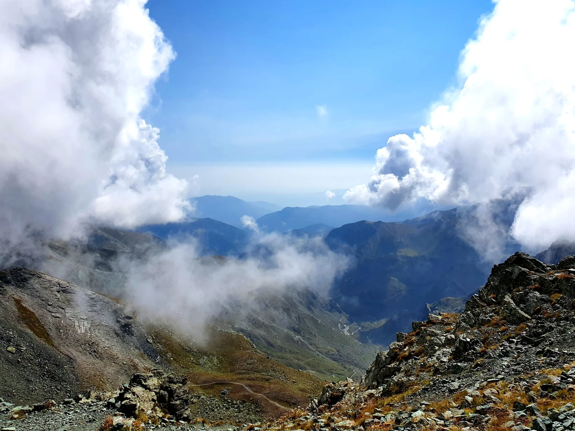 Blick vom Col de Traversette auf die Pian del Re, das Ziel des Hannibal Trek