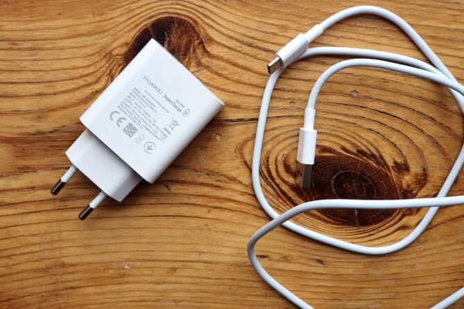 Huawei Supercharge 40W Ladegerät mit Kabel