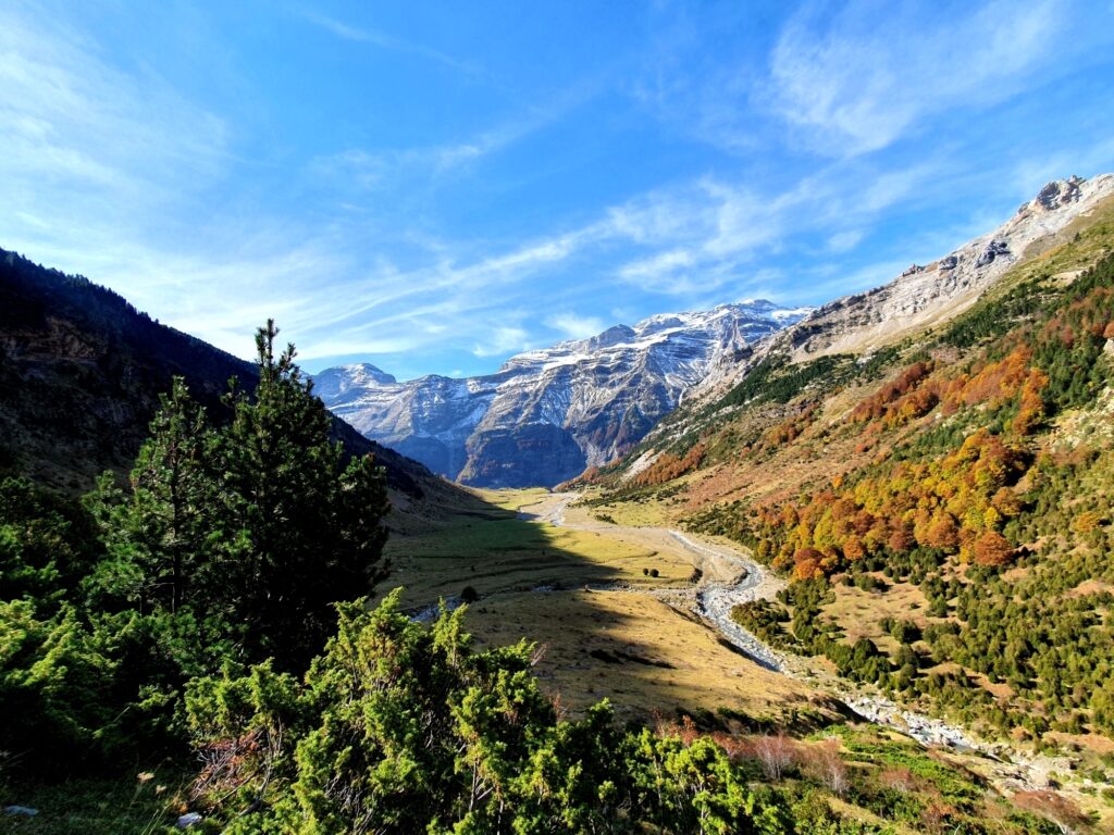 Llanos de la Larri und Monte Perdido-Massiv