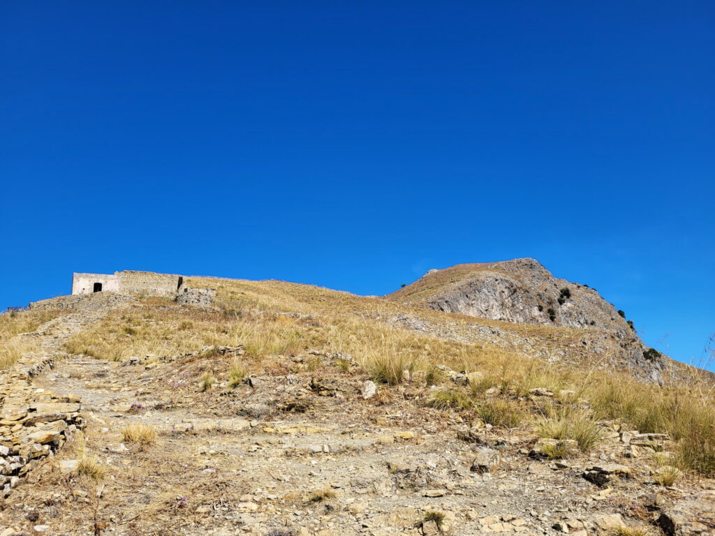 Monte Veneretta mit Bunkeranlage