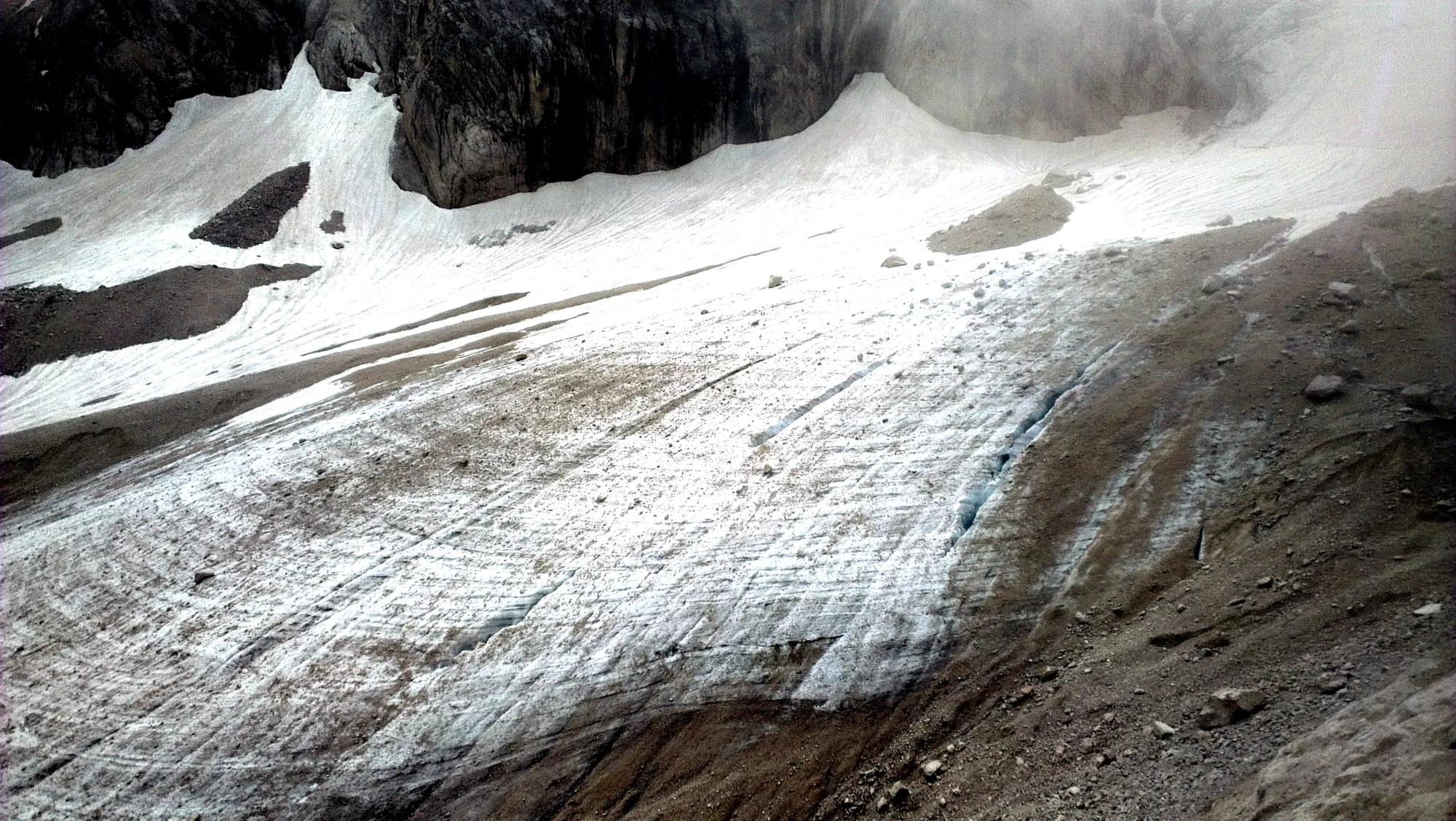 Moränen Gletscher-Endmoräne in den Dolomiten