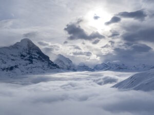 Nebelgrenze am Eiger, Berner Alpen