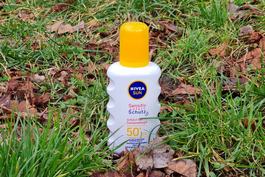 NIVEA SUN Sensitiv Sofort Schutz Sonnenspray Anti-Sonnenallergie LSF 50+ Sprühflasche