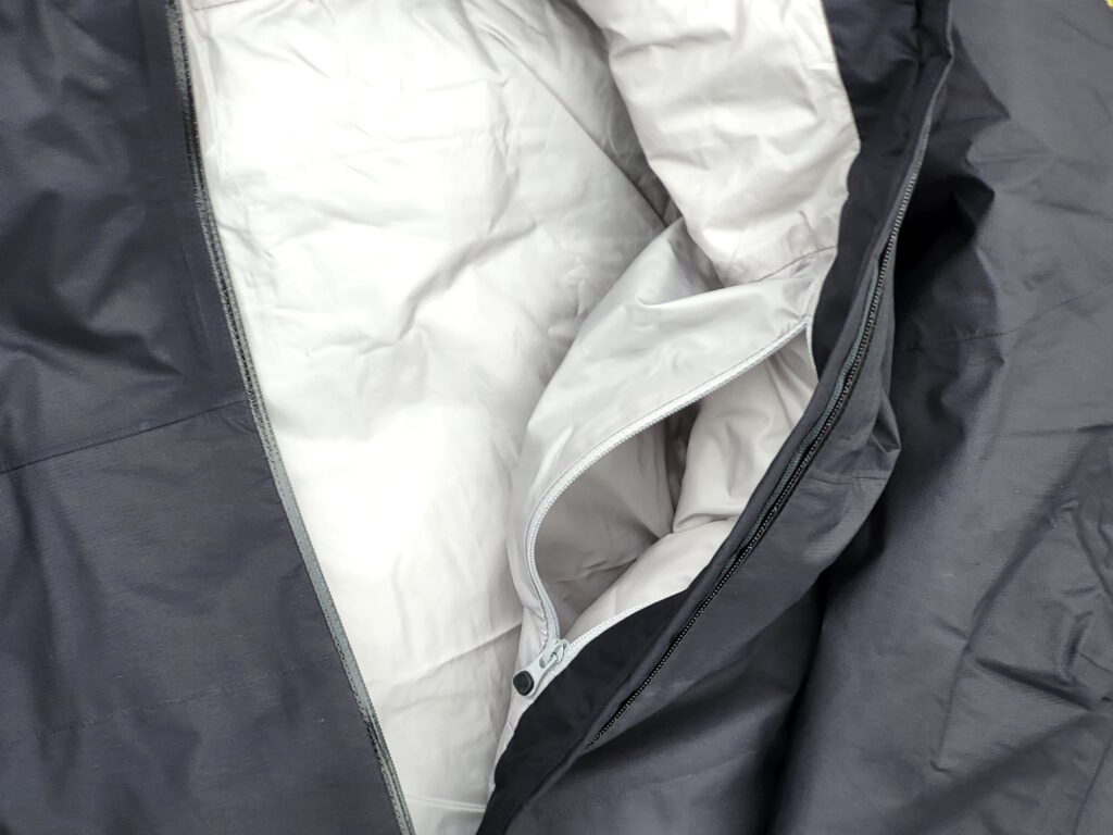 Geschützte Innentasche der Norrona Lyngen Dri2 Thermo60 Jacket