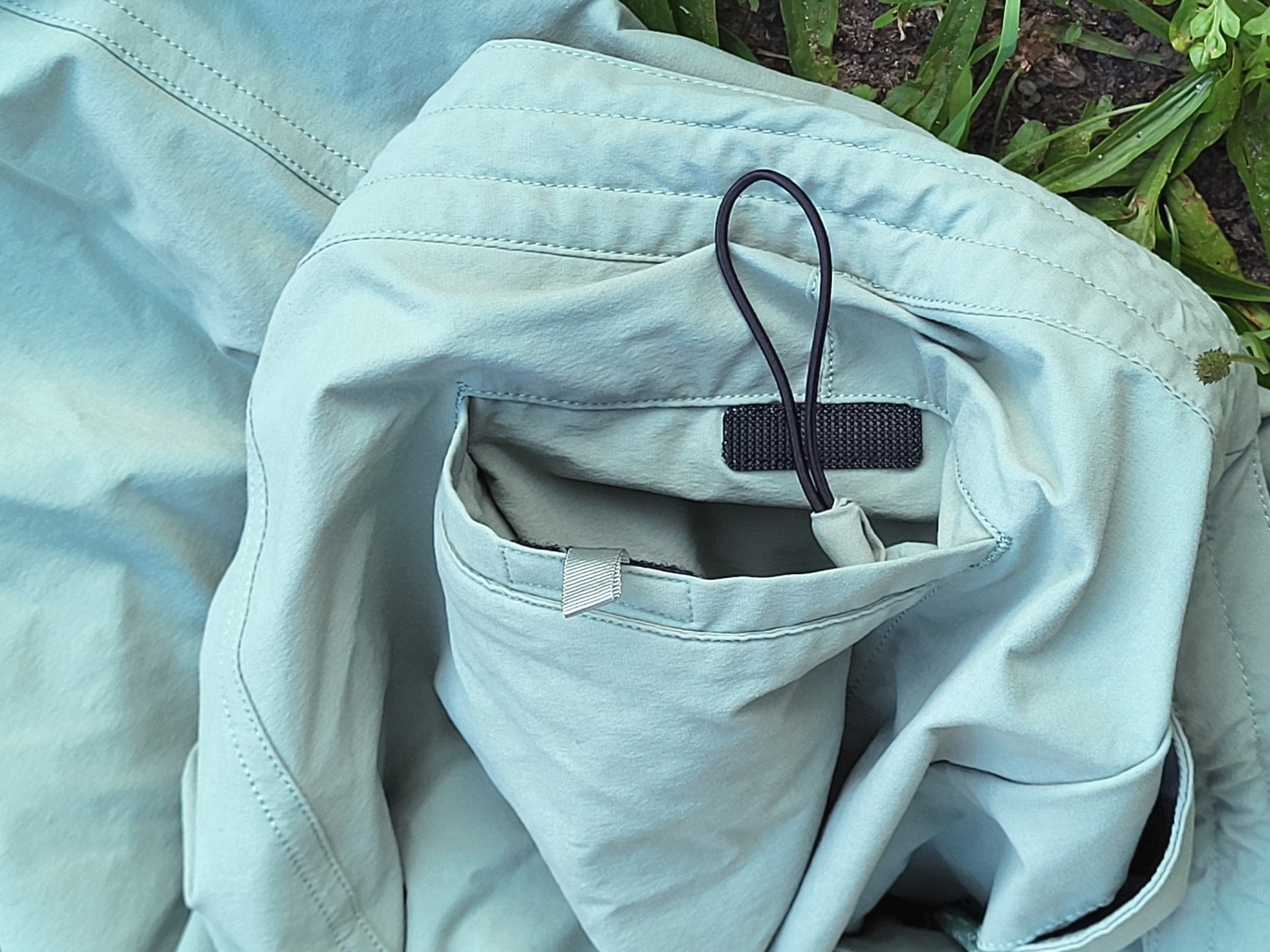 Gesäßtasche mit Klettverschluss der Patagonia Wavefarer Hybrid Walk Shorts