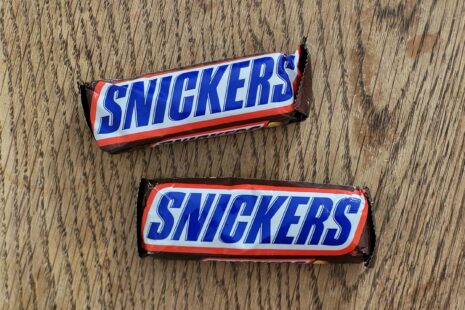 Snickers eignen sich gut als Proviant beim Wandern