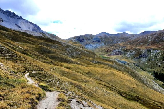 Moralisches Dilemma: Um die Einsamkeit und das Social Distancing auf meinem Hannibal Trek zu finden, musste ich das Social Distancing ein Stück weit aufgeben, um dort hin zu reisen