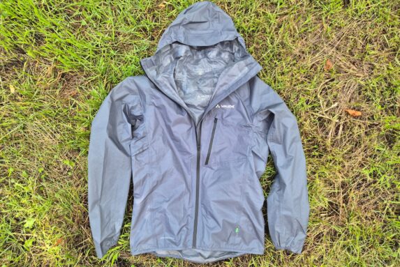 Vaude Scopi Leichtgewichts-Regenjacke im Test